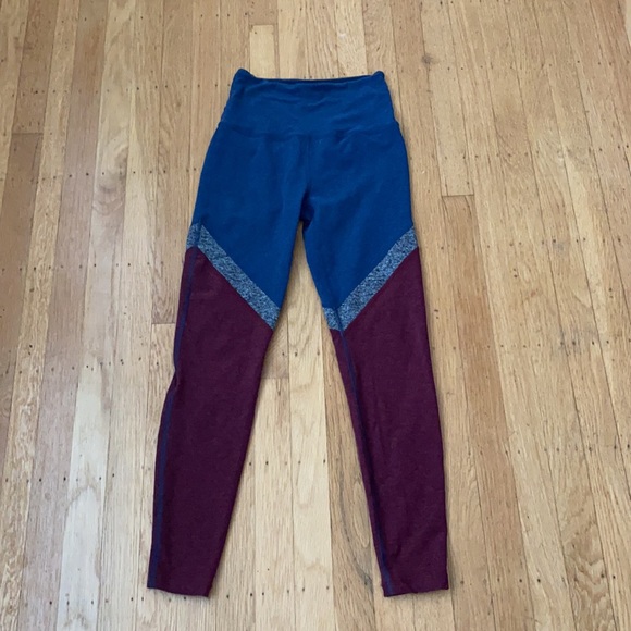 Beyond Yoga Tri-Panel Spacedye High-Waisted Midi Leggings - Picture 3 of 5